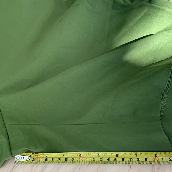 EP Pro Women’s Green Golf Shorts Size 8 - Picture 6 of 6